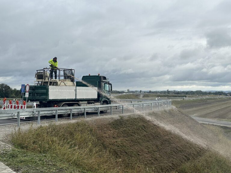 Anspritzbegrünung Böschung