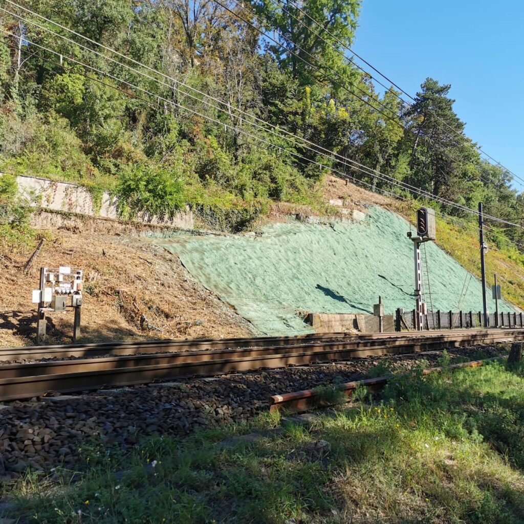 Hydraulischer Erosionsschutz statt Geotextilien